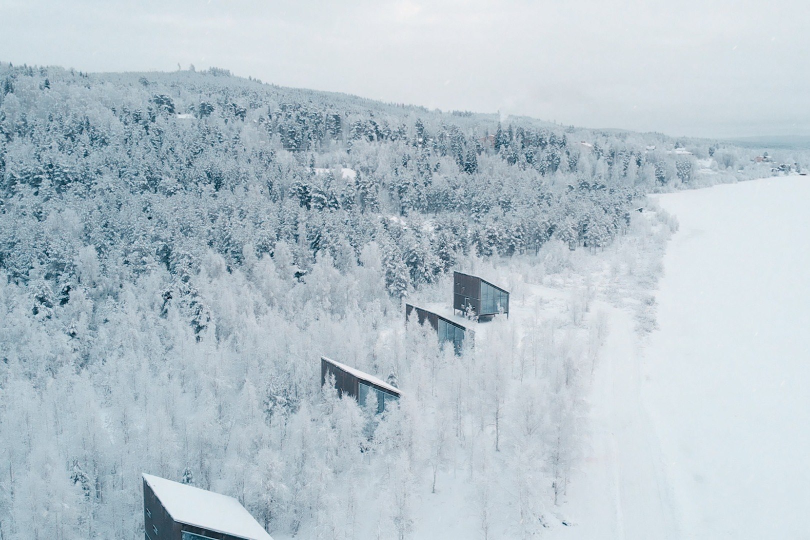 L'hotel galleggiante in Svezia per ammirare l'aurora boreale